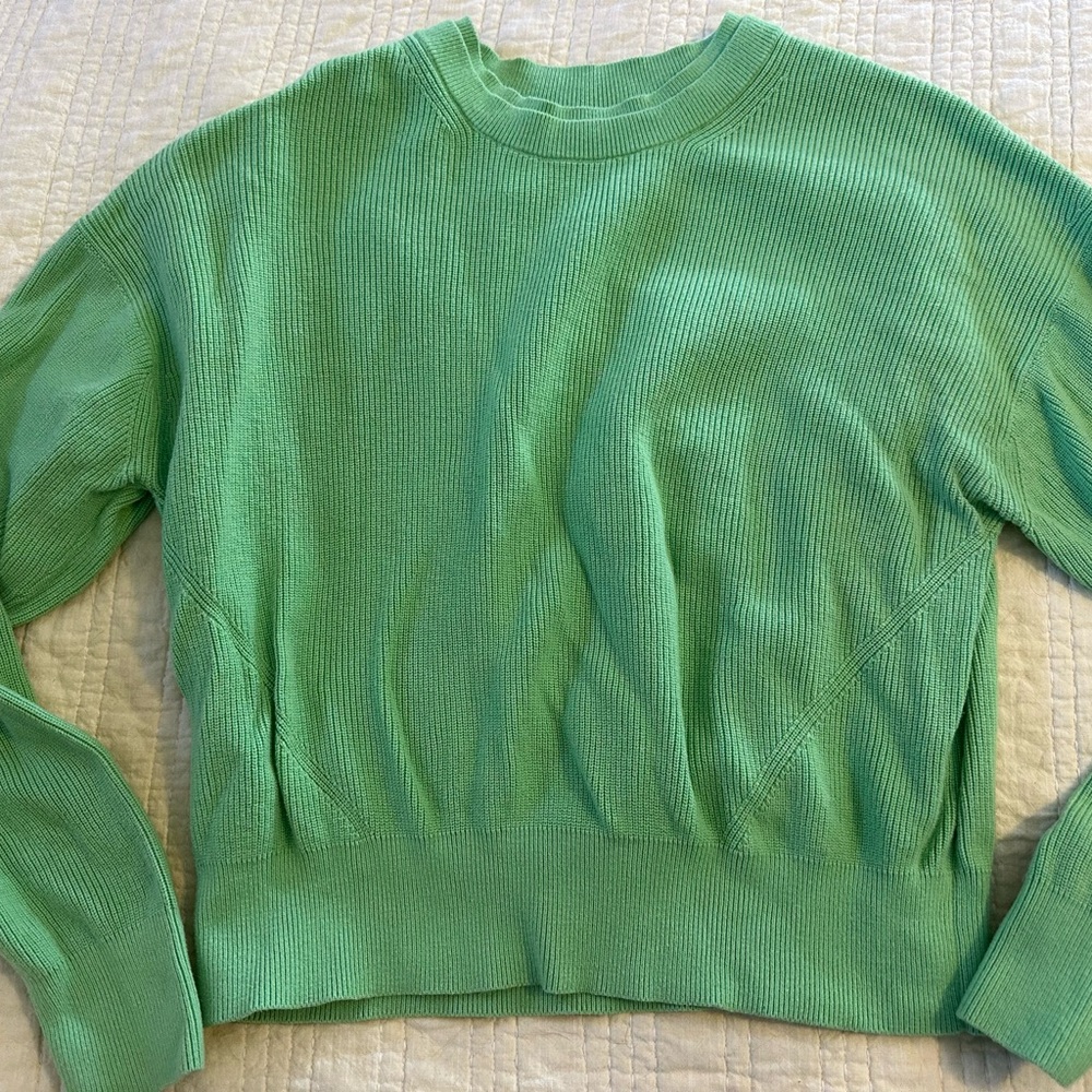 lululemon athletica Mint Green Ribbed Crewneck Sweater size 8